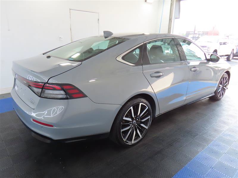Used 2023 Honda Accord Touring image 15