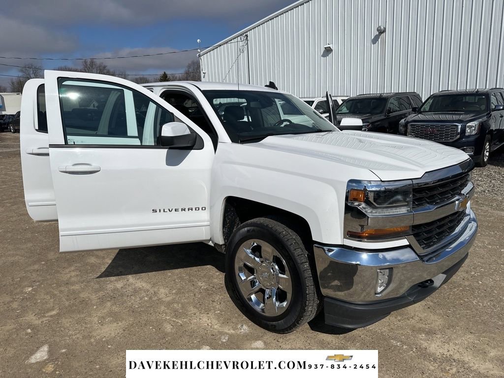 Used 2018 Chevrolet Silverado 1500 LT w/ LT Eassist Package image 32