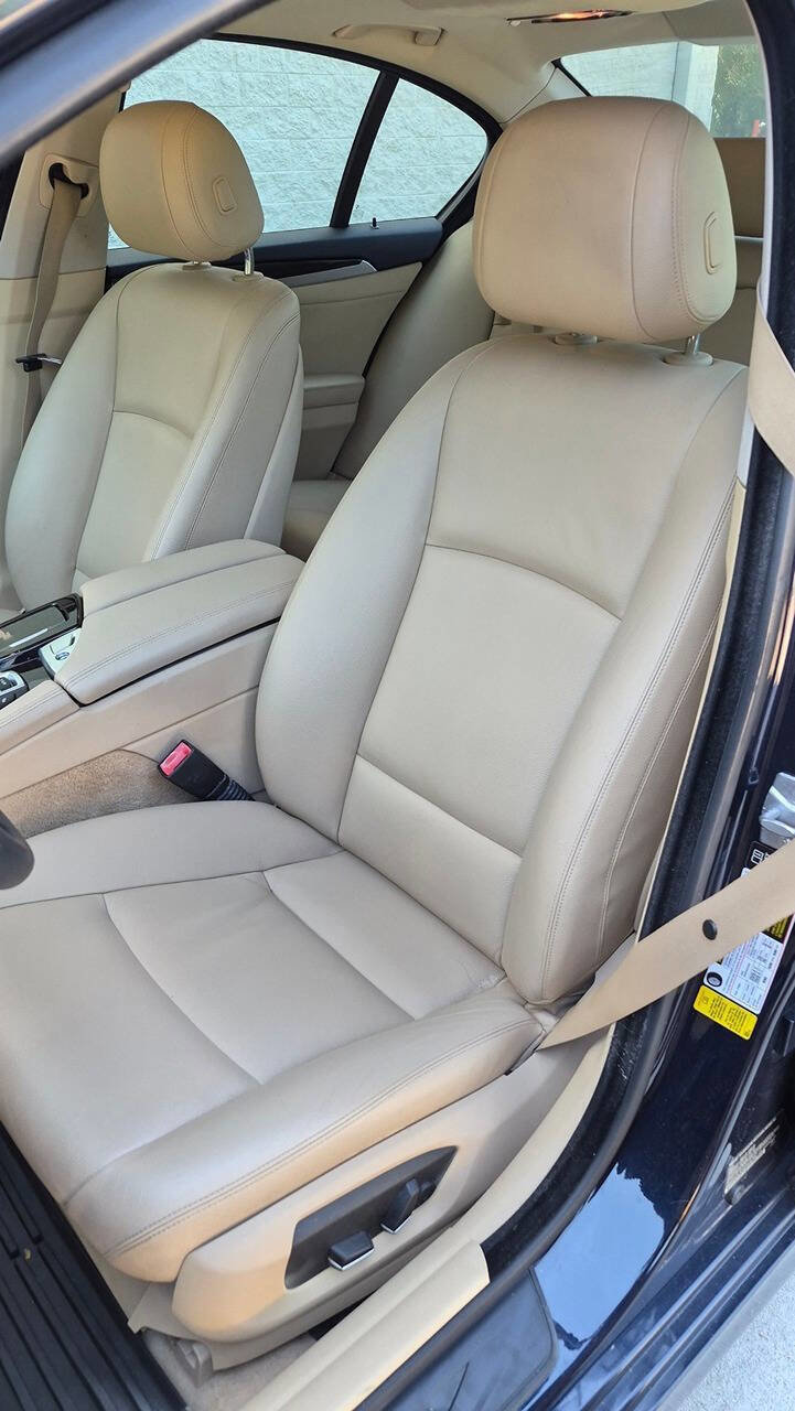 Used 2014 BMW 528i Sedan RWD image 43