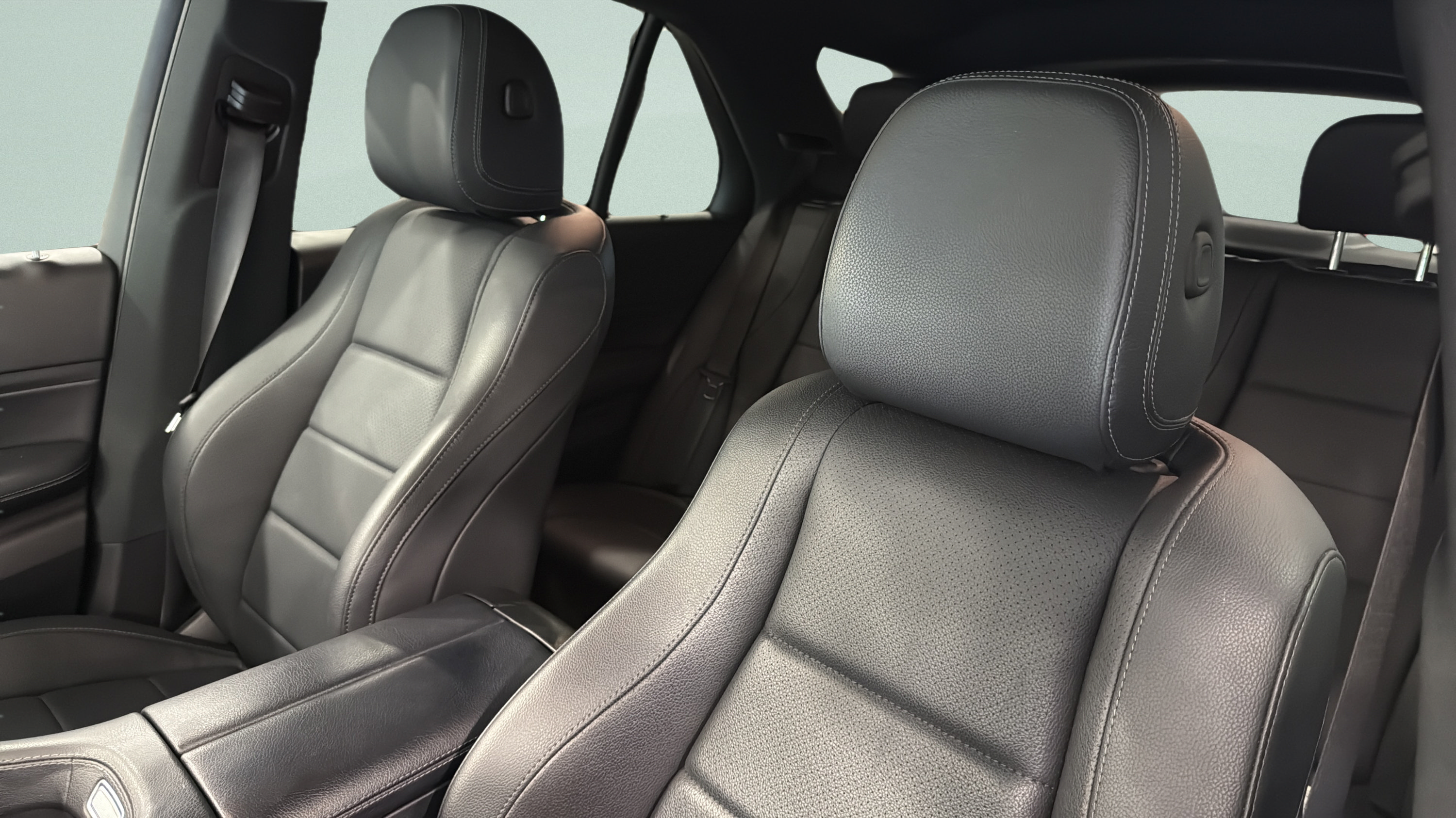 Certified 2020 Mercedes-Benz GLE 350 4MATIC image 17