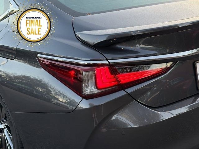 New 2025 Lexus ES 350 Ultra Luxury image 12