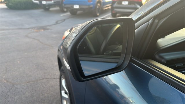 Used 2020 Ford Explorer Platinum w/ Premium Technology Package image 36