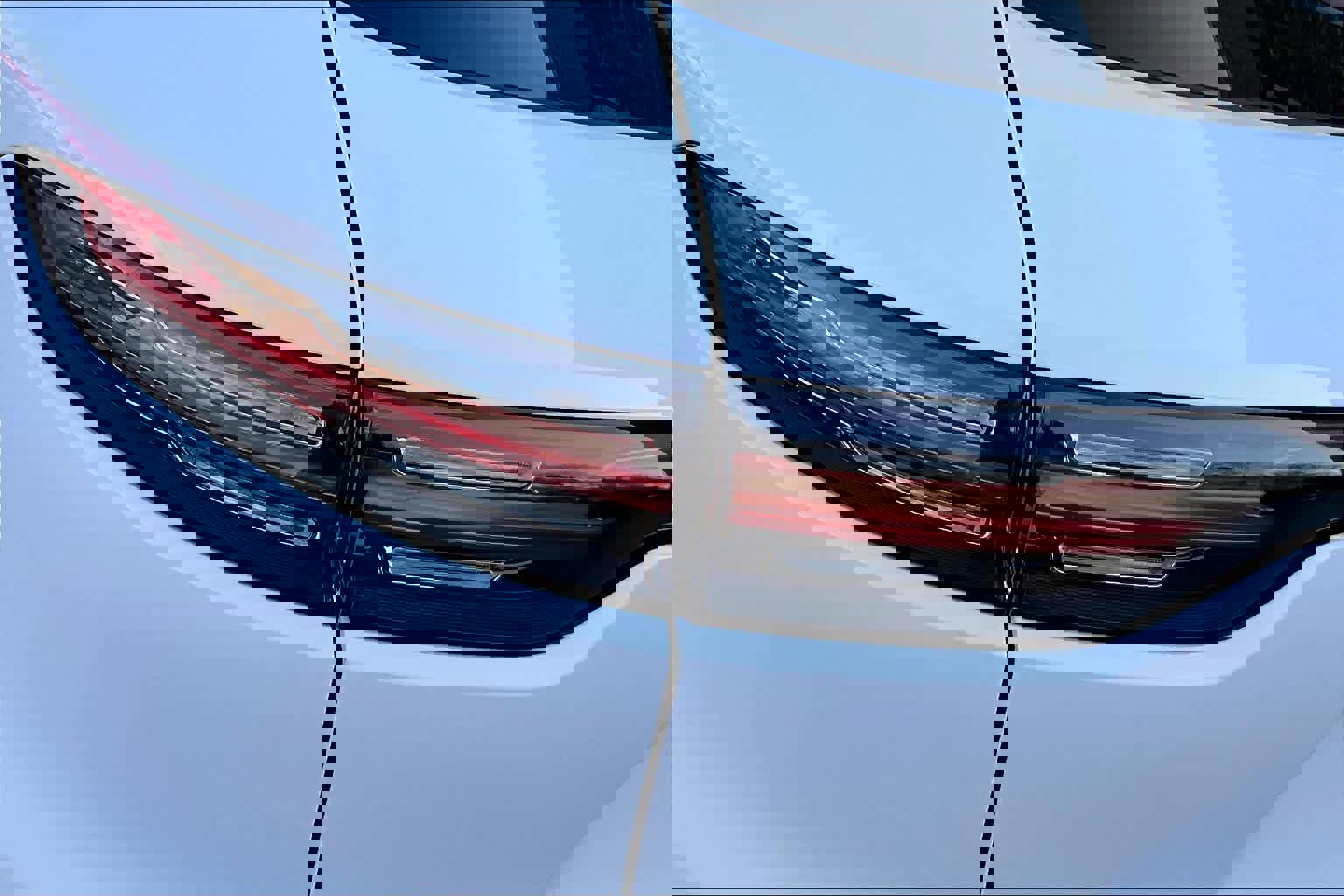 Used 2019 Porsche Cayenne image 26