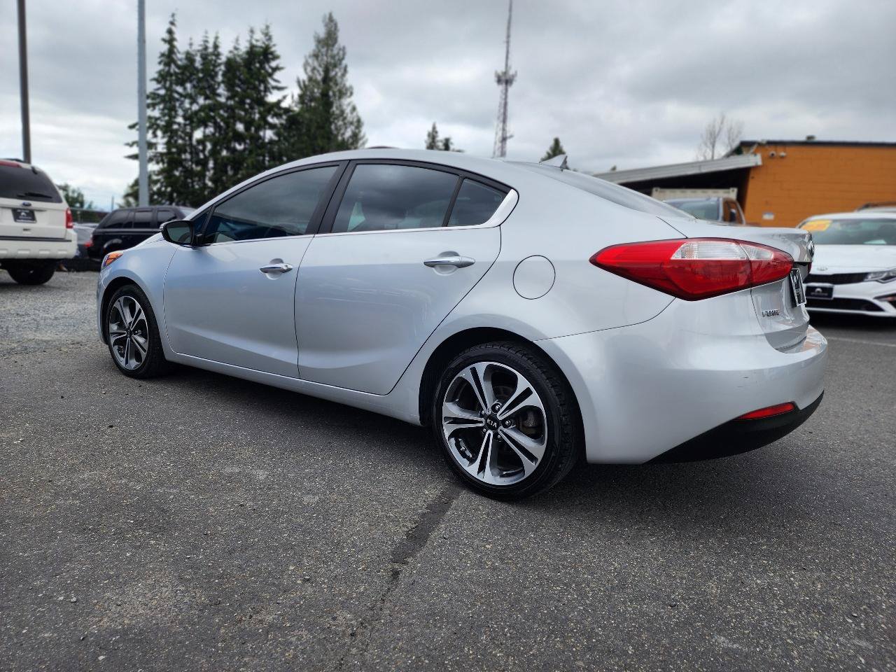 Used 2016 Kia Forte EX w/ EX Premium Package FWD image 9