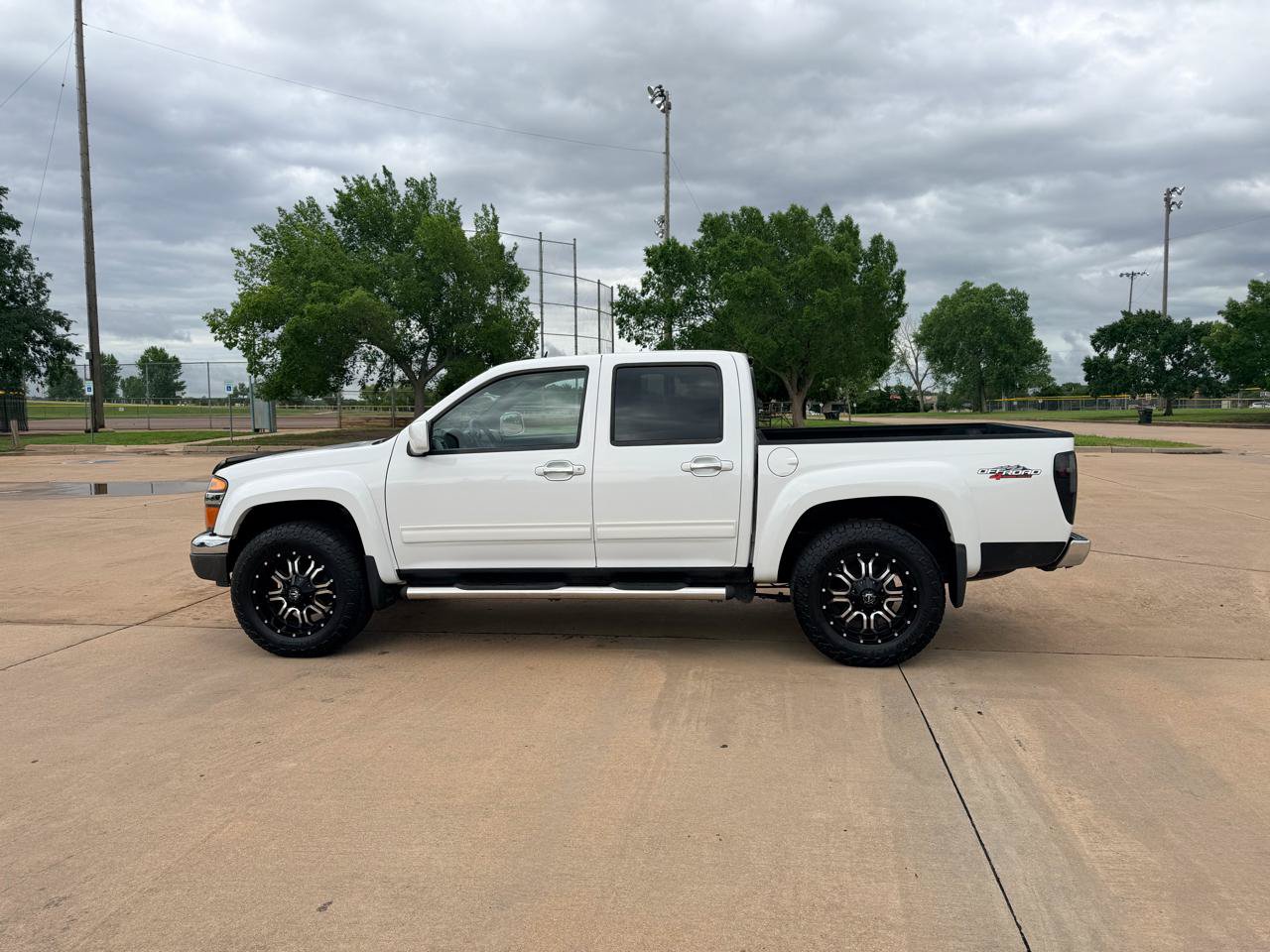 Used 2012 GMC Canyon SLE AWD/4WD image 8