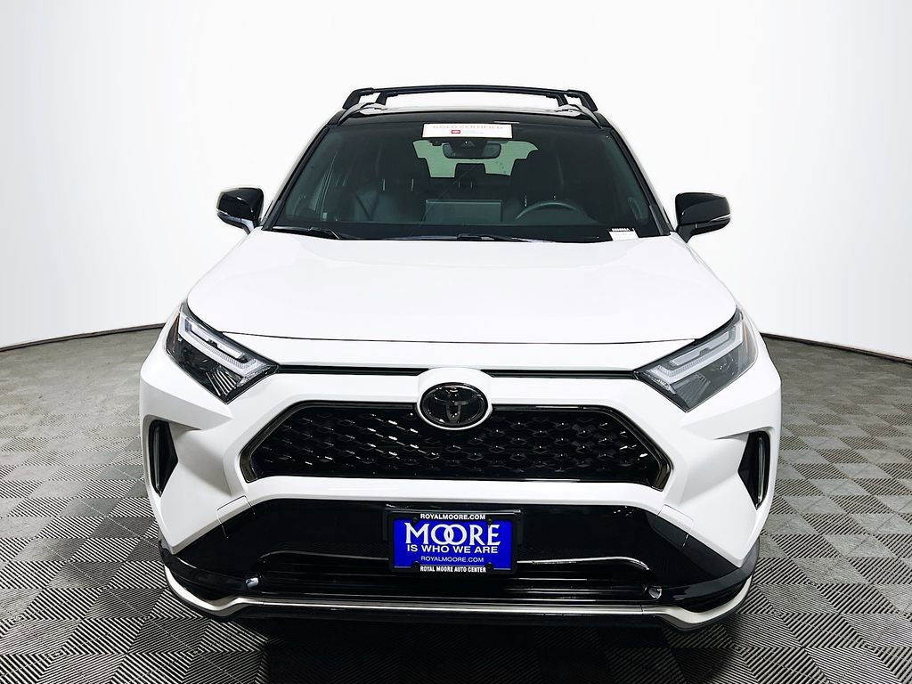 Certified 2025 Toyota RAV4 XSE w/ Weather Package AWD/4WD image 3