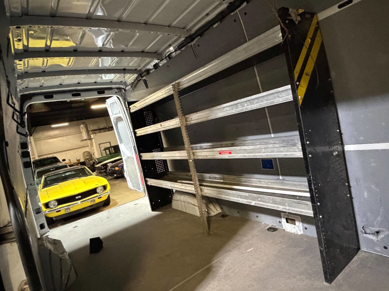 Used 2020 Freightliner Sprinter 2500 image 15