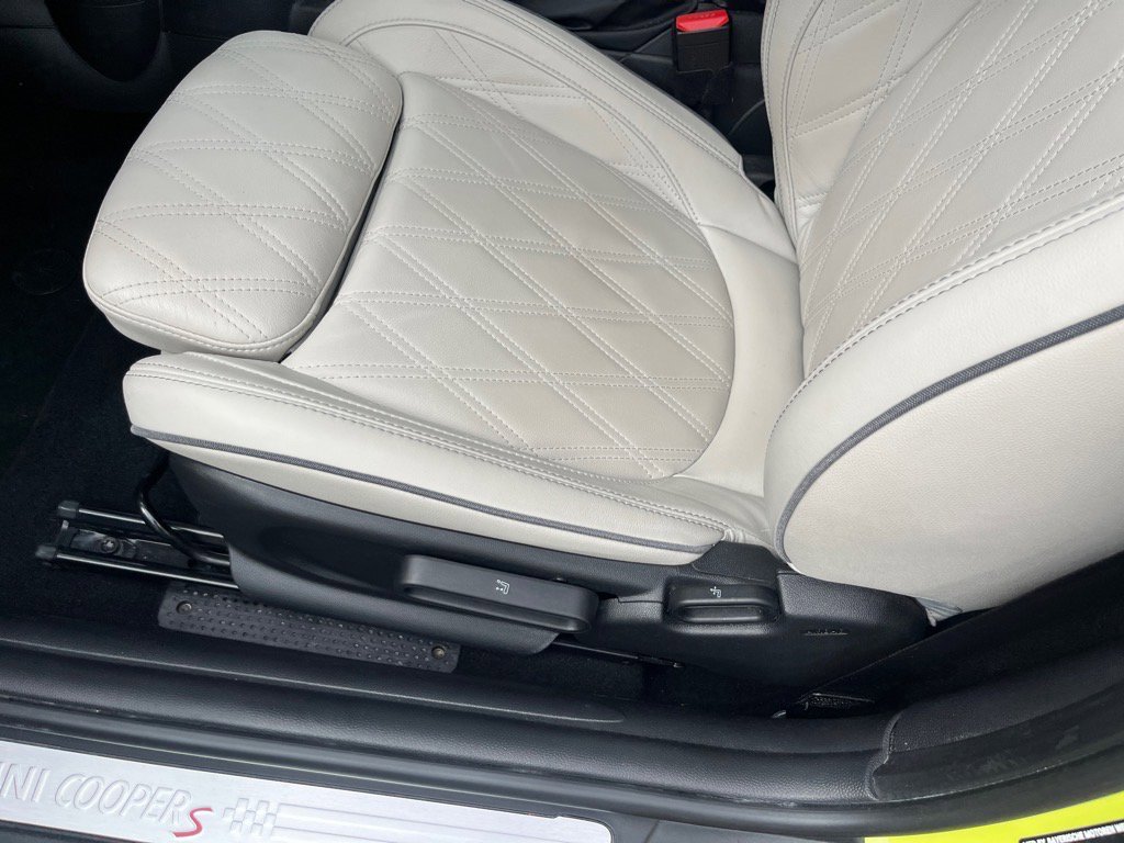 Used 2024 MINI Cooper S image 8