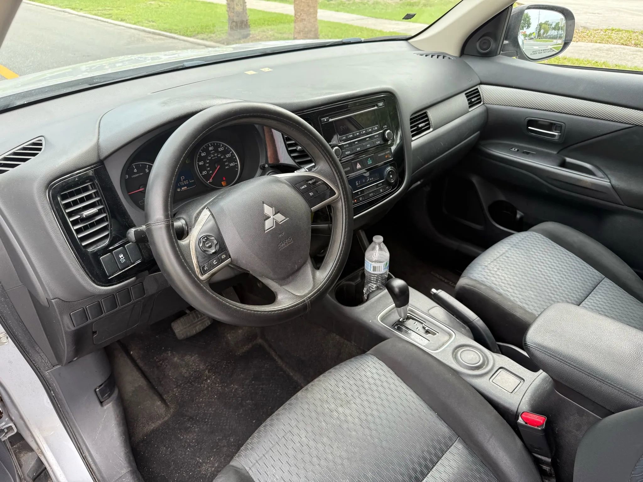 Used 2014 Mitsubishi Outlander ES image 11