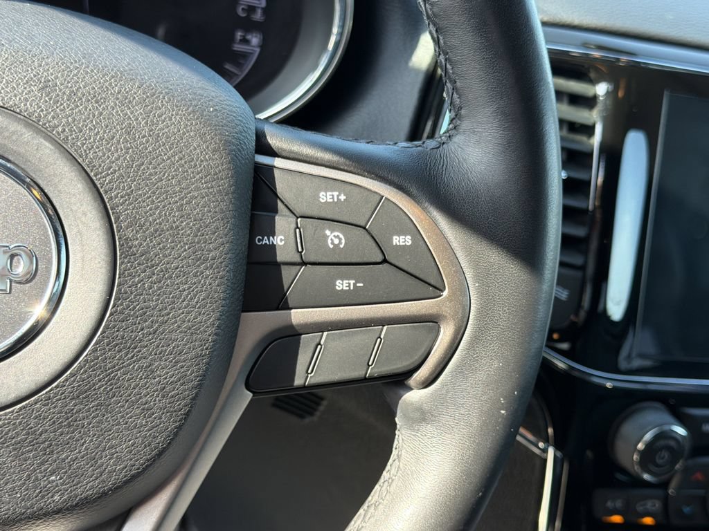 Used 2019 Jeep Grand Cherokee Limited RWD image 26