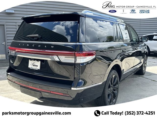 New 2024 Lincoln Navigator L Reserve AWD/4WD image 3