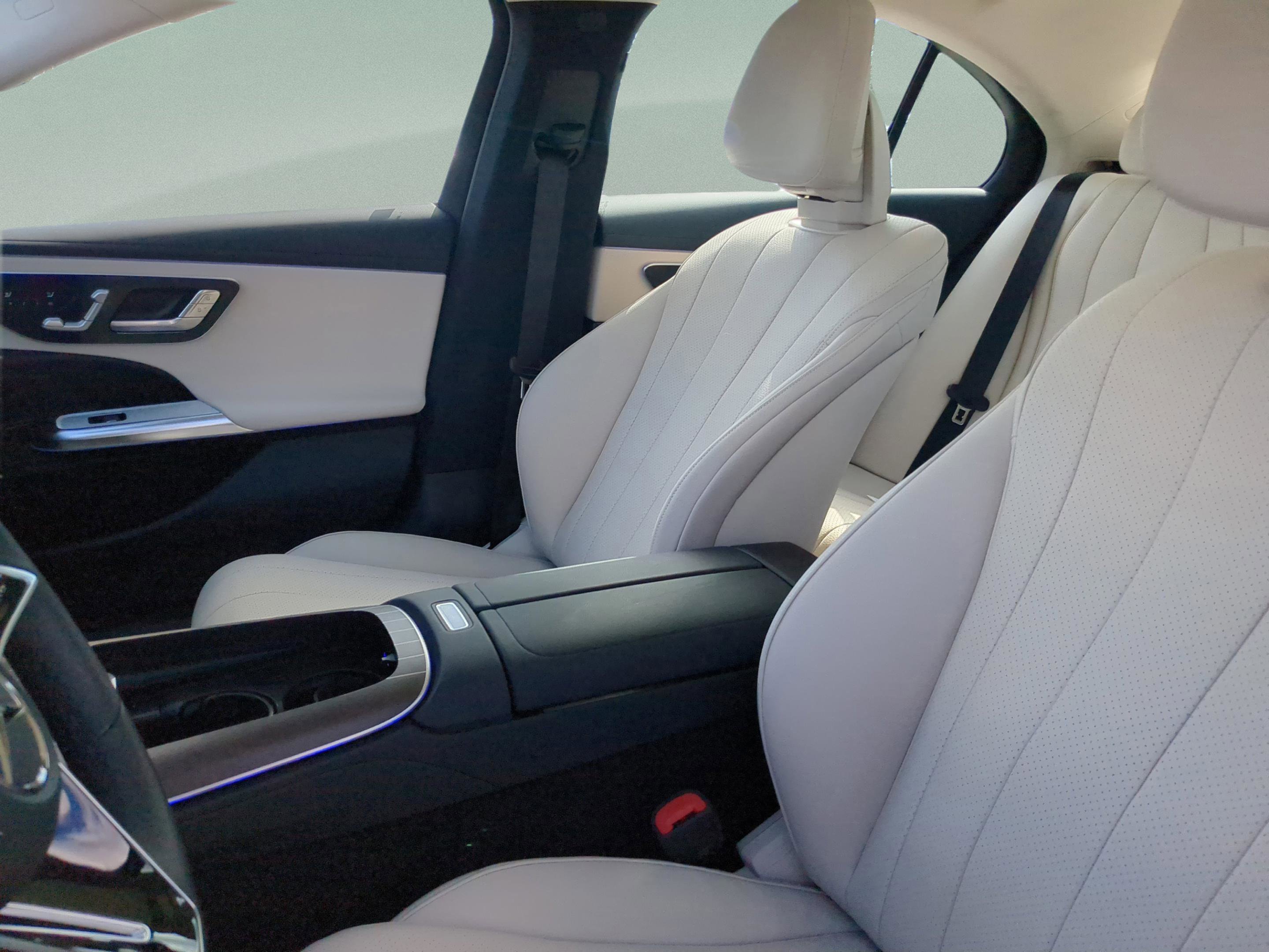 Certified 2025 Mercedes-Benz E 350 4MATIC Sedan image 26