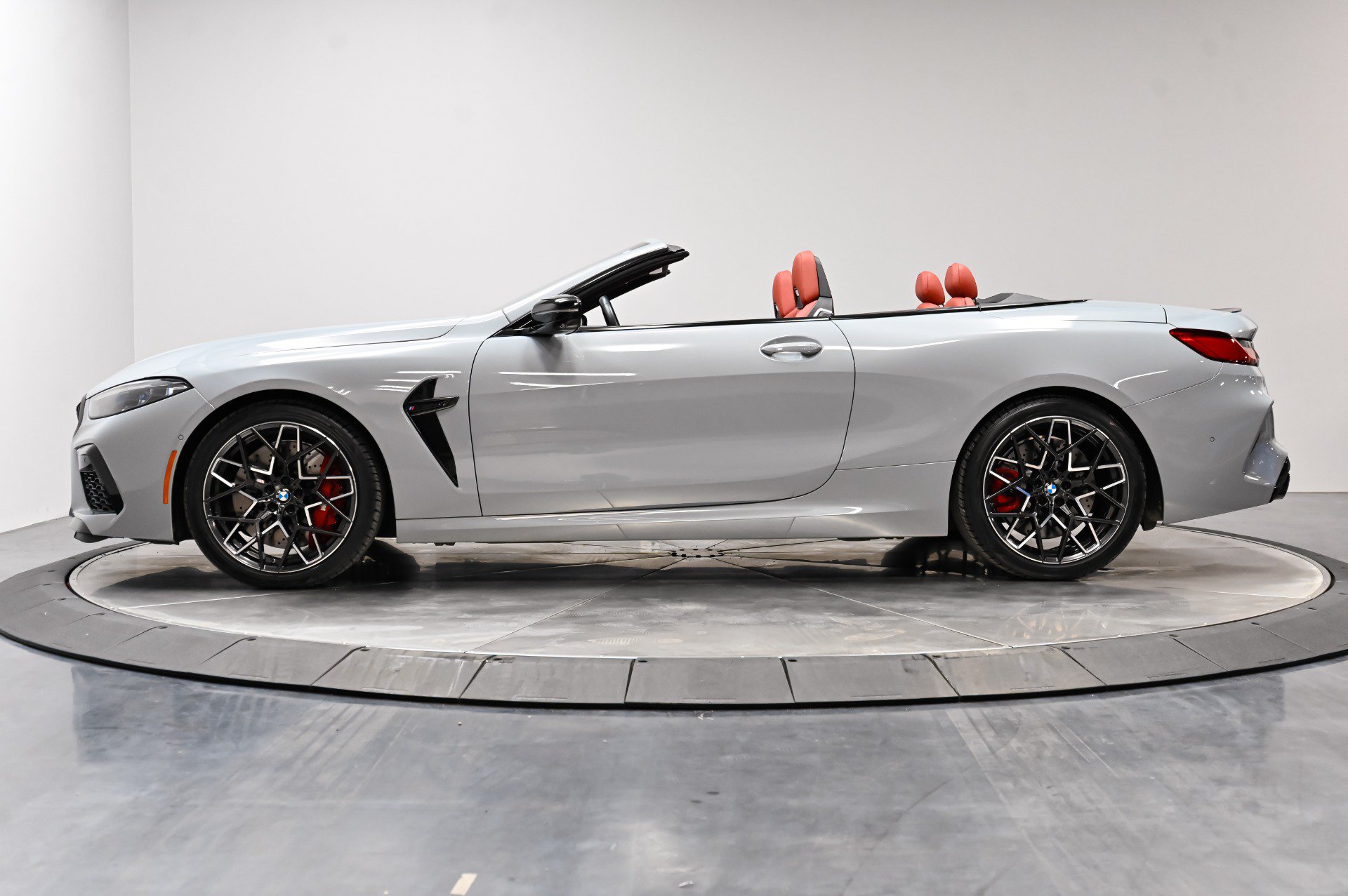 Used 2023 BMW M8 Competition AWD/4WD image 34
