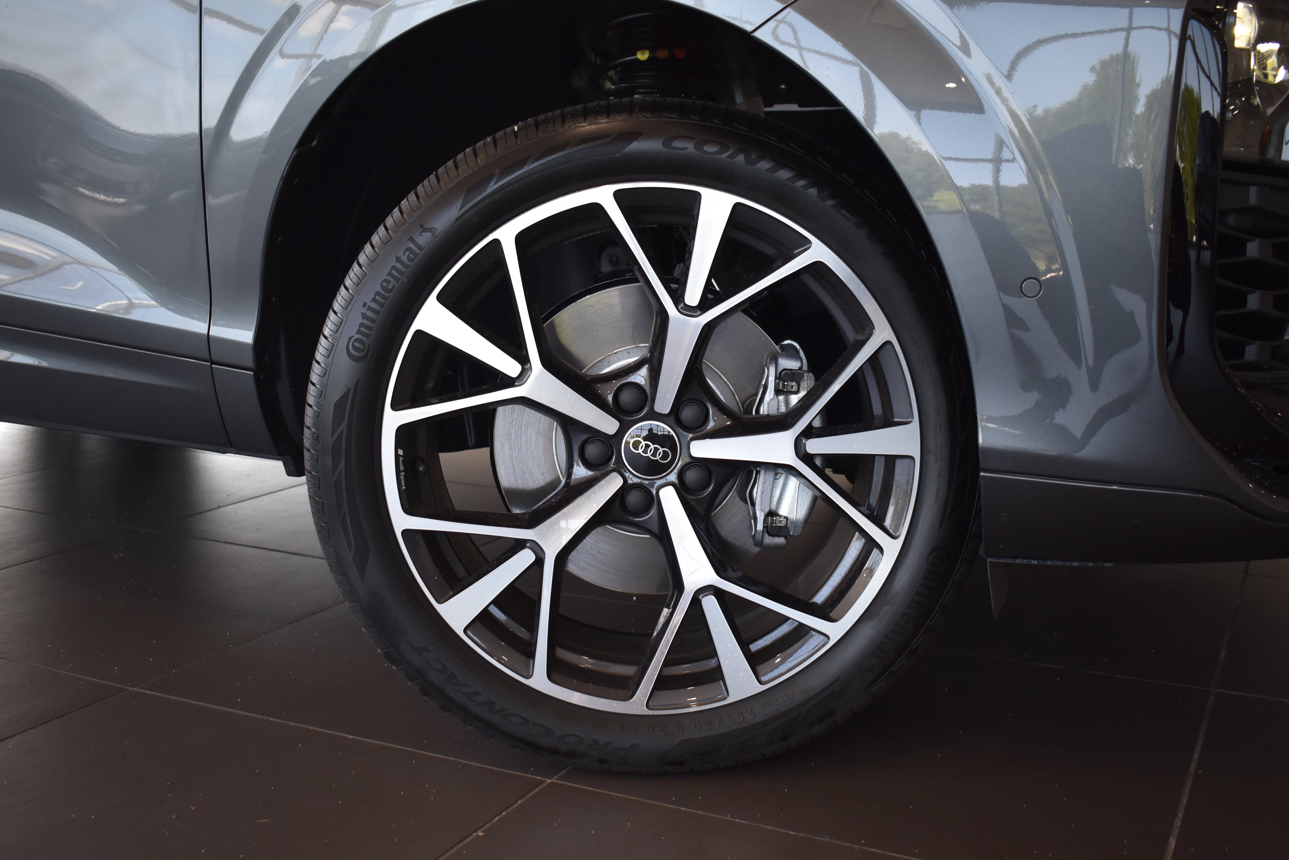 New 2026 Audi Q3 quattro 2.0T AWD/4WD image 2
