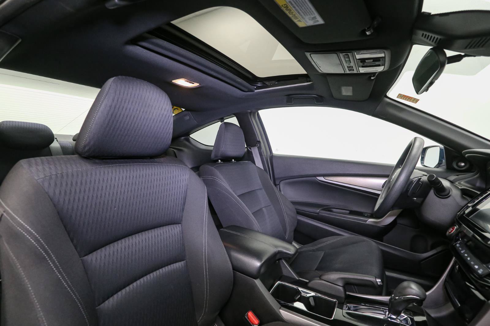 Used 2016 Honda Accord EX image 19