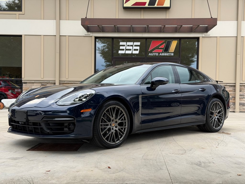 Used 2023 Porsche Panamera 4 Platinum Edition AWD/4WD image 1