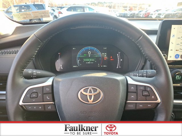 Certified 2025 Toyota Grand Highlander AWD image 19