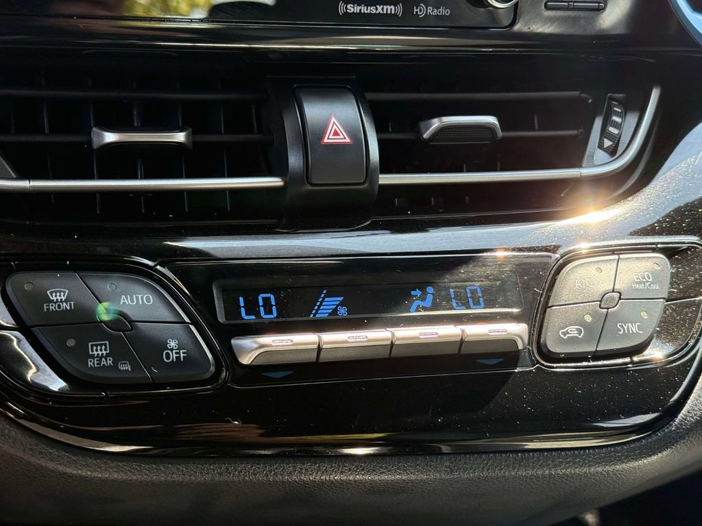 Used 2019 Toyota C-HR XLE FWD image 18