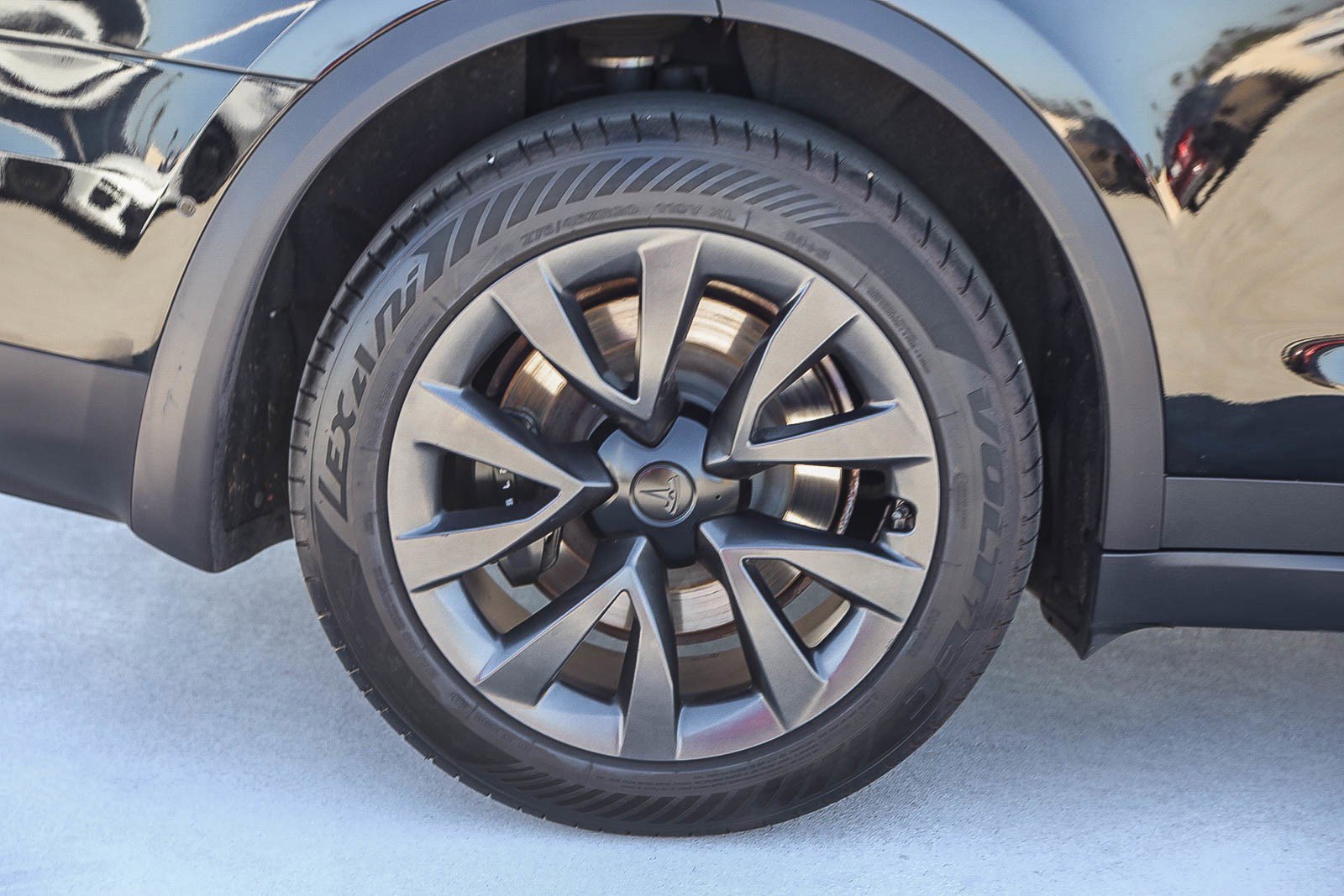 Used 2023 Tesla Model X AWD/4WD image 11