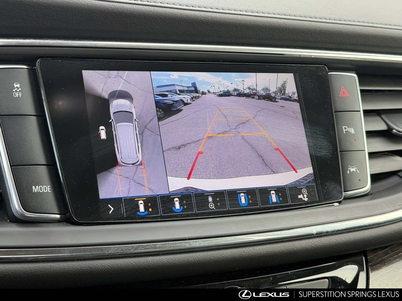 Used 2020 Buick Enclave Avenir w/ Avenir Technology Package FWD image 29