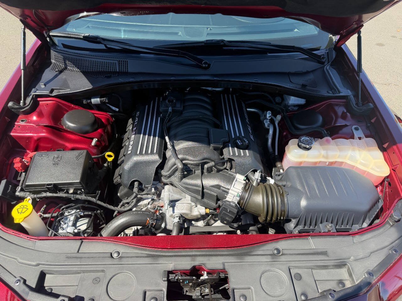 Used 2023 Chrysler 300 C RWD image 25