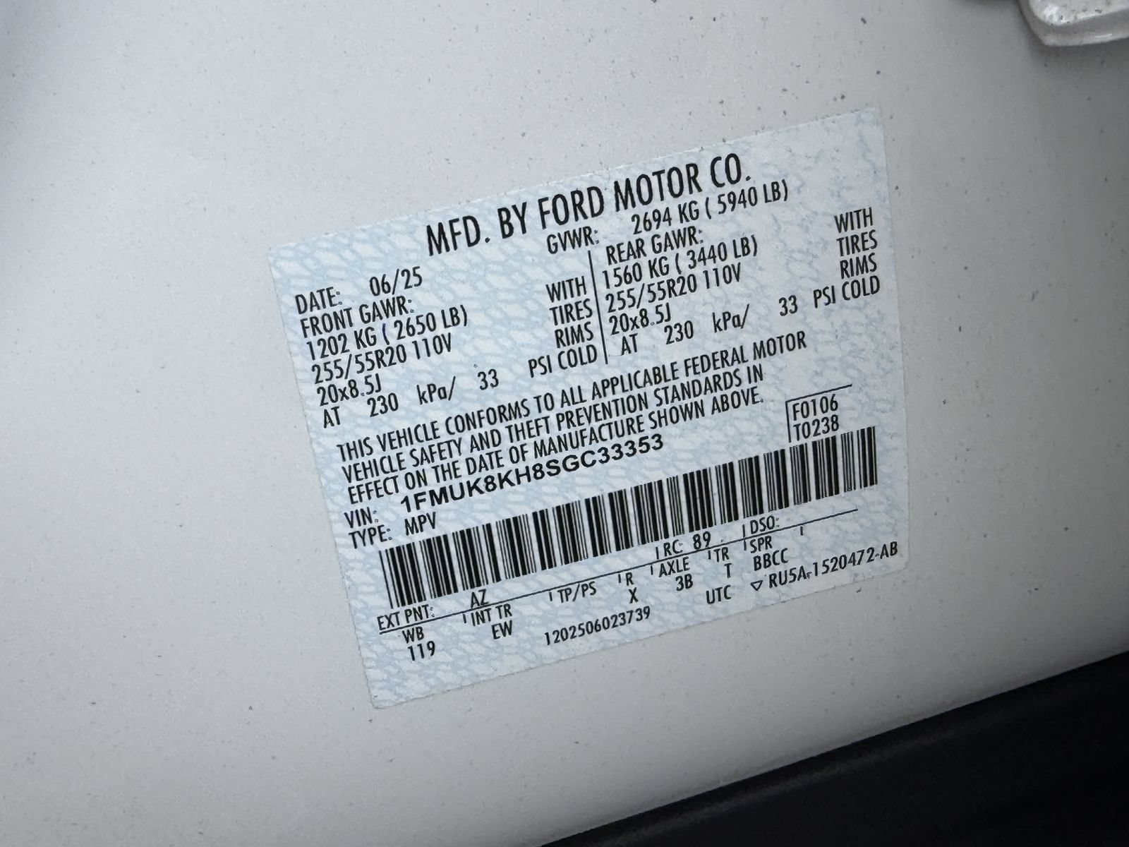 Certified 2025 Ford Explorer ST-Line AWD/4WD image 39