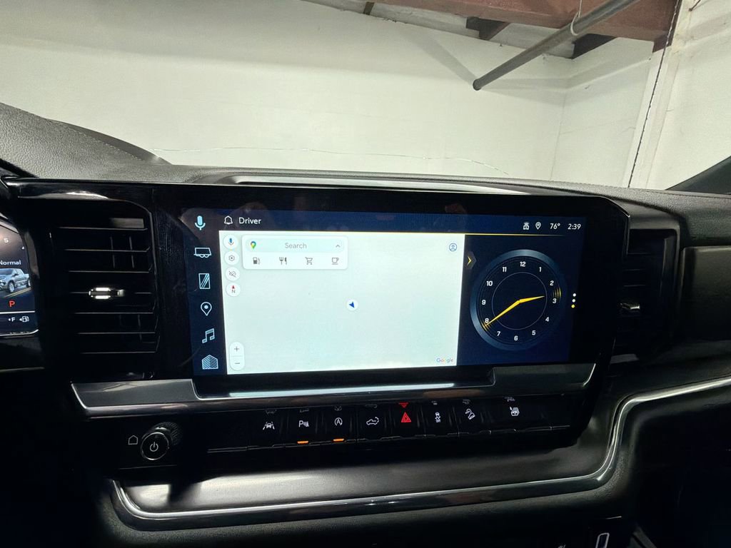 Certified 2024 Chevrolet Silverado 1500 High Country w/ Technology Package image 14