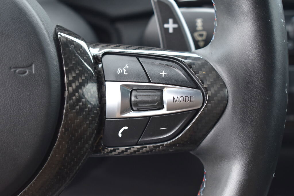 Used 2015 BMW M4 Convertible image 21