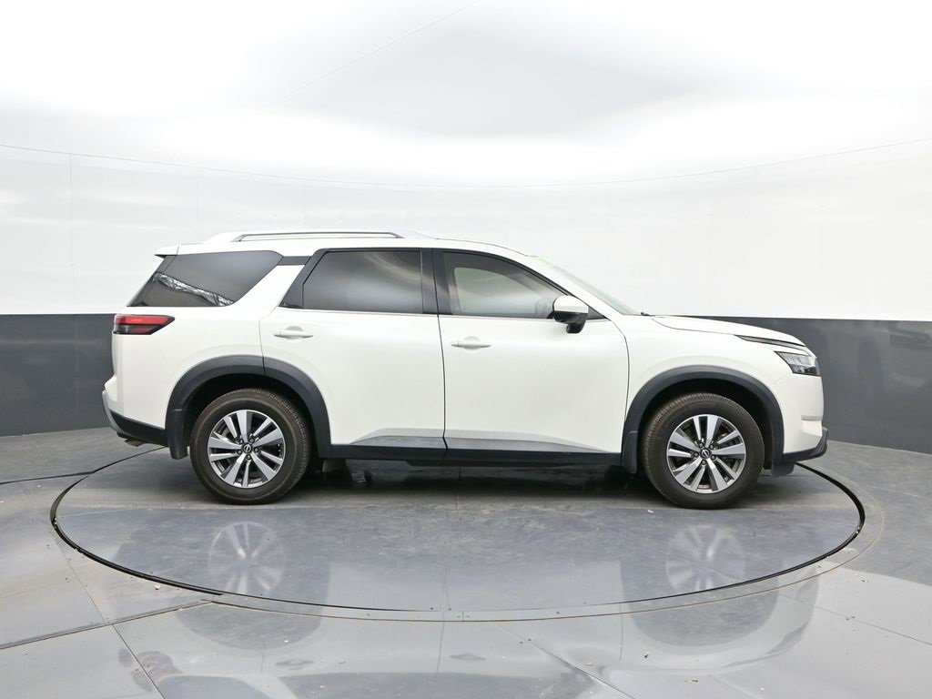 Used 2022 Nissan Pathfinder SL image 25