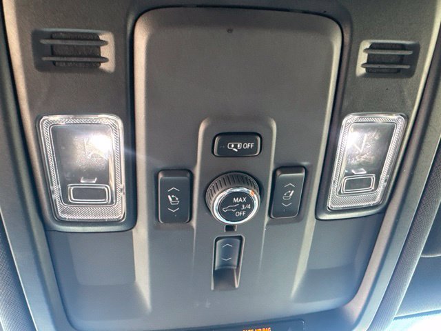 Used 2025 Chevrolet Tahoe Premier RWD image 33