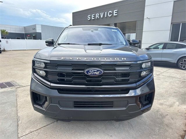 New 2025 Ford Expedition Max Active image 2