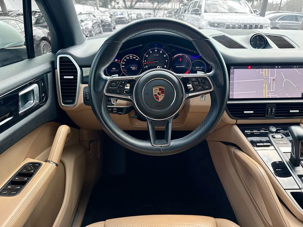 Used 2019 Porsche Cayenne Base image 23