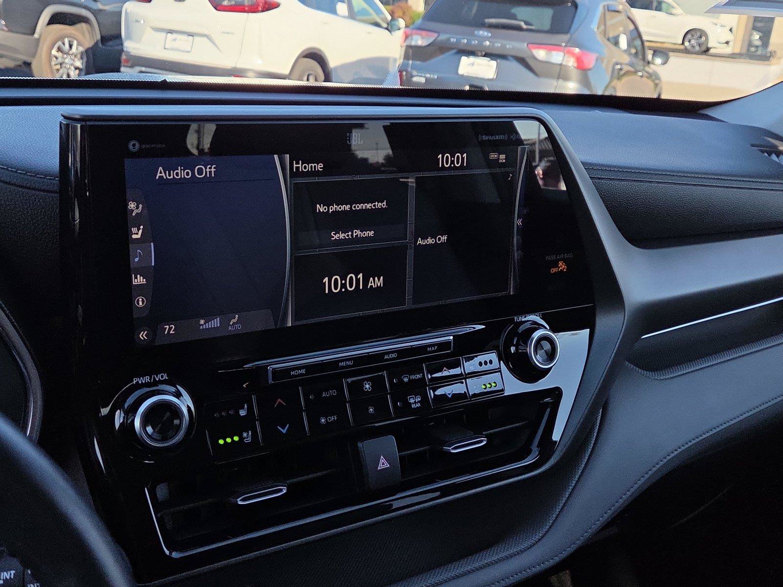 Used 2020 Toyota Highlander Limited AWD/4WD image 8