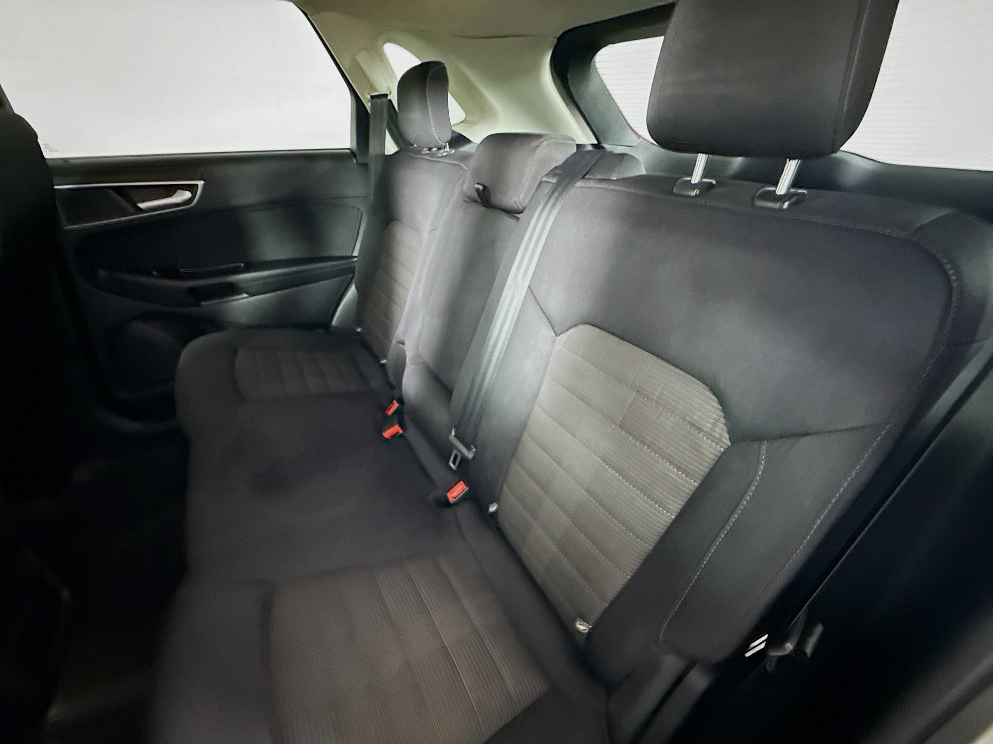 Used 2017 Ford Edge SEL image 27
