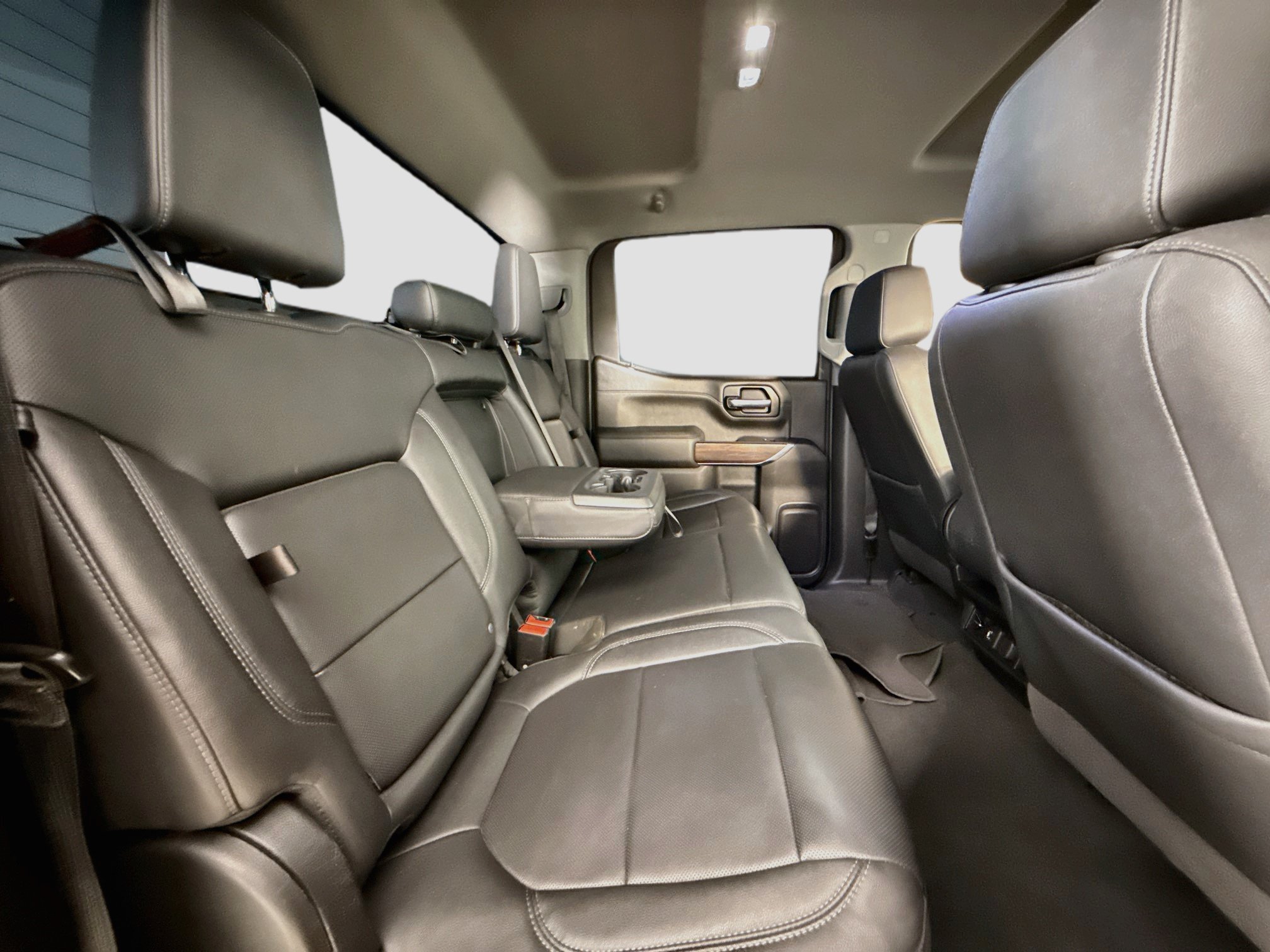 Used 2021 GMC Sierra 1500 SLT AWD/4WD image 28