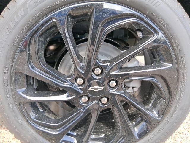 New 2027 Chevrolet Bolt RS w/ Technology Package FWD image 20