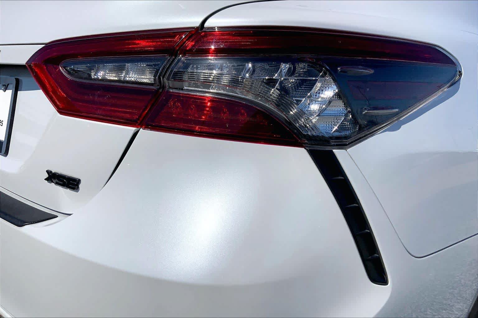 Used 2024 Toyota Camry XSE FWD image 10