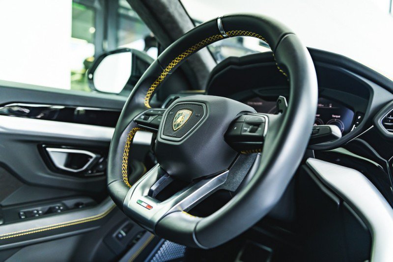 Used 2024 Lamborghini Urus S AWD/4WD image 30