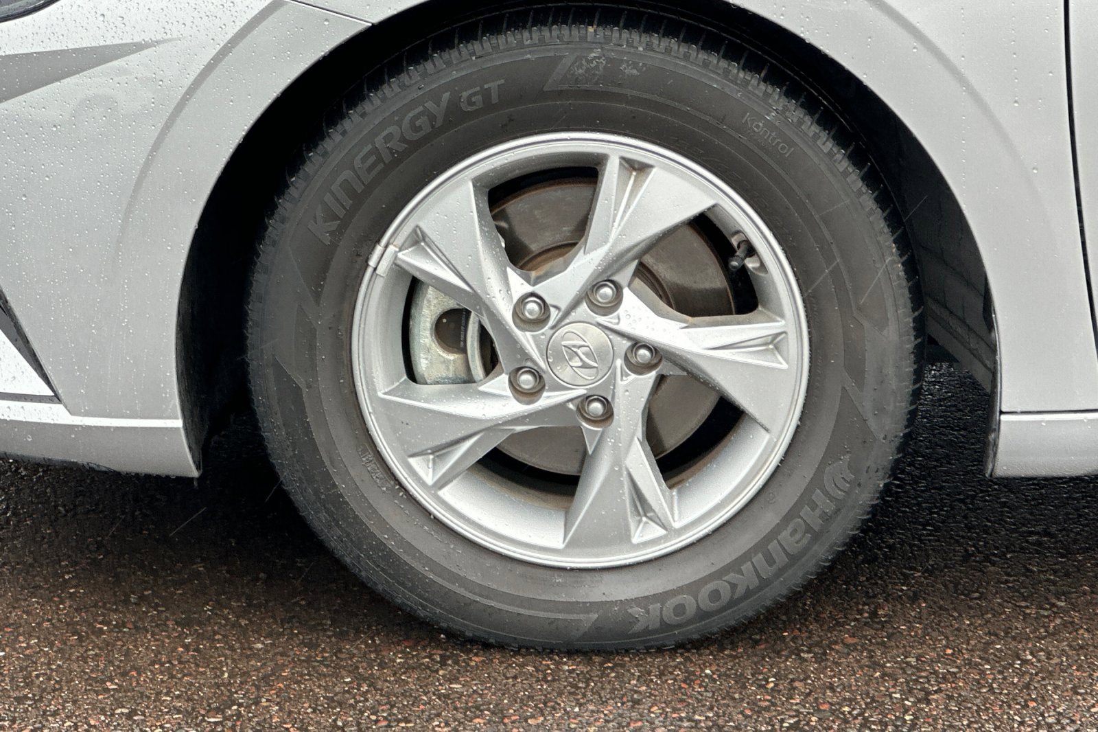 Used 2021 Hyundai Elantra SE image 24