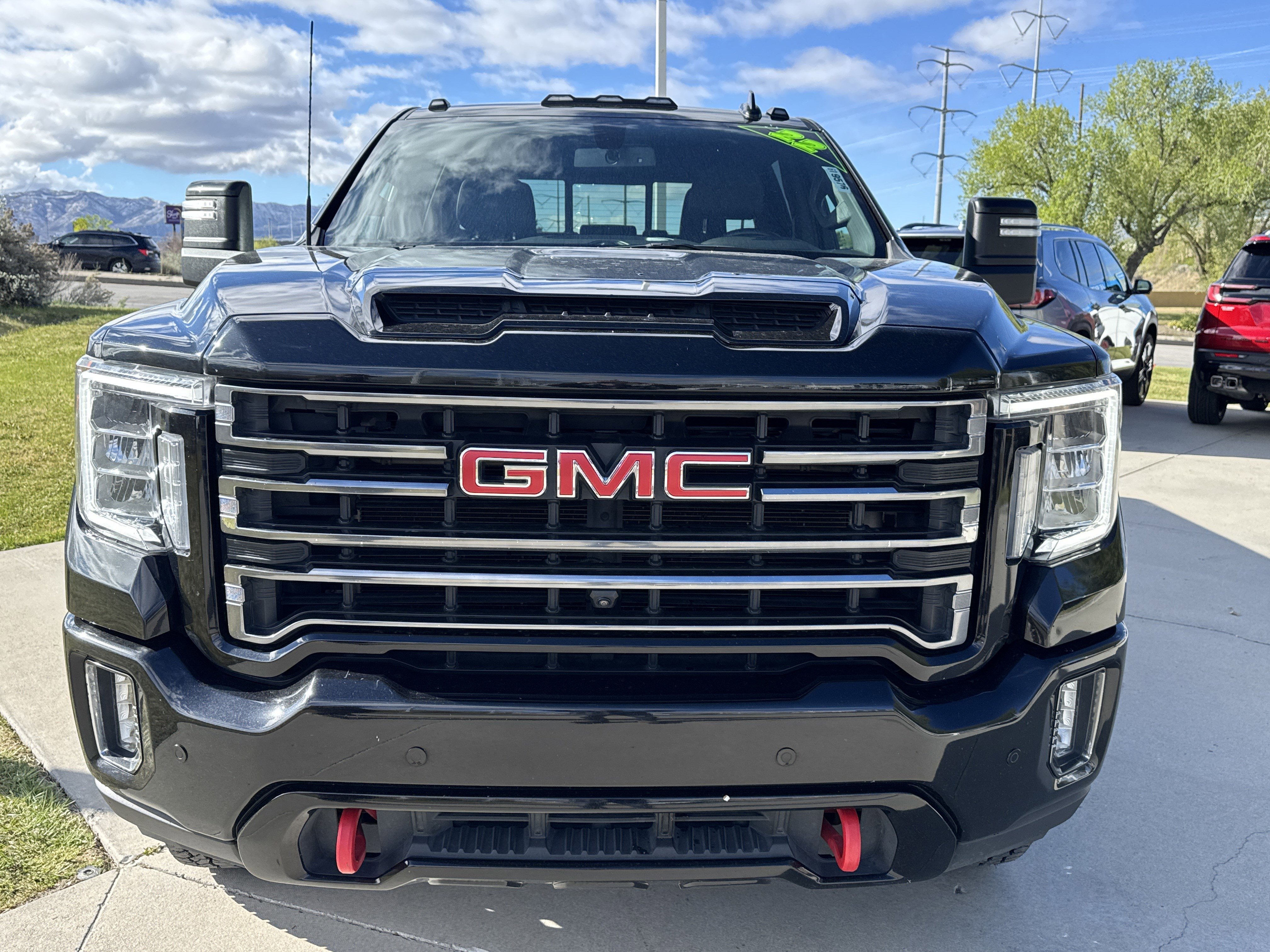 Used 2022 GMC Sierra 2500 AT4 w/ AT4 Preferred Package AWD/4WD image 8