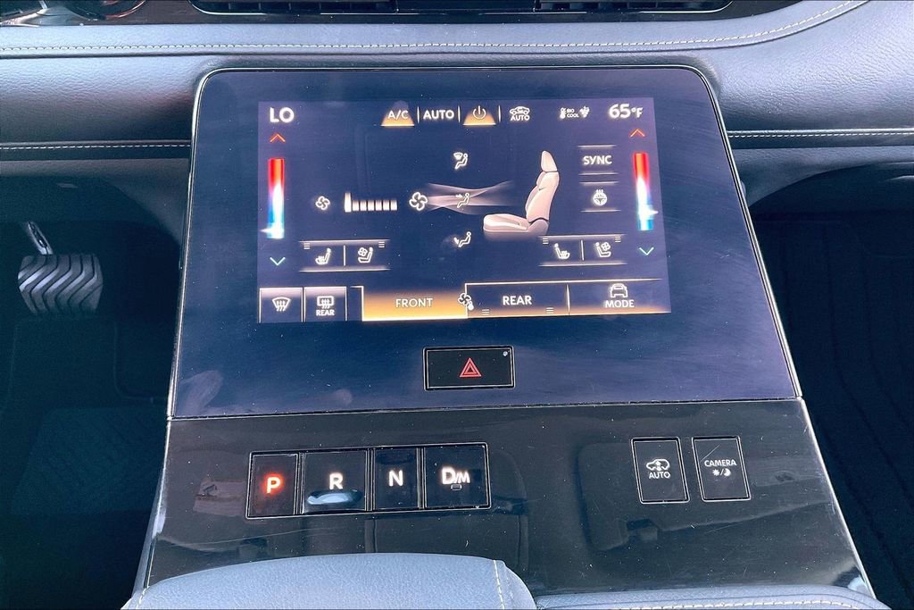 Used 2025 INFINITI QX80 Sensory image 31