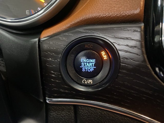 Used 2020 Jeep Grand Cherokee Summit image 19