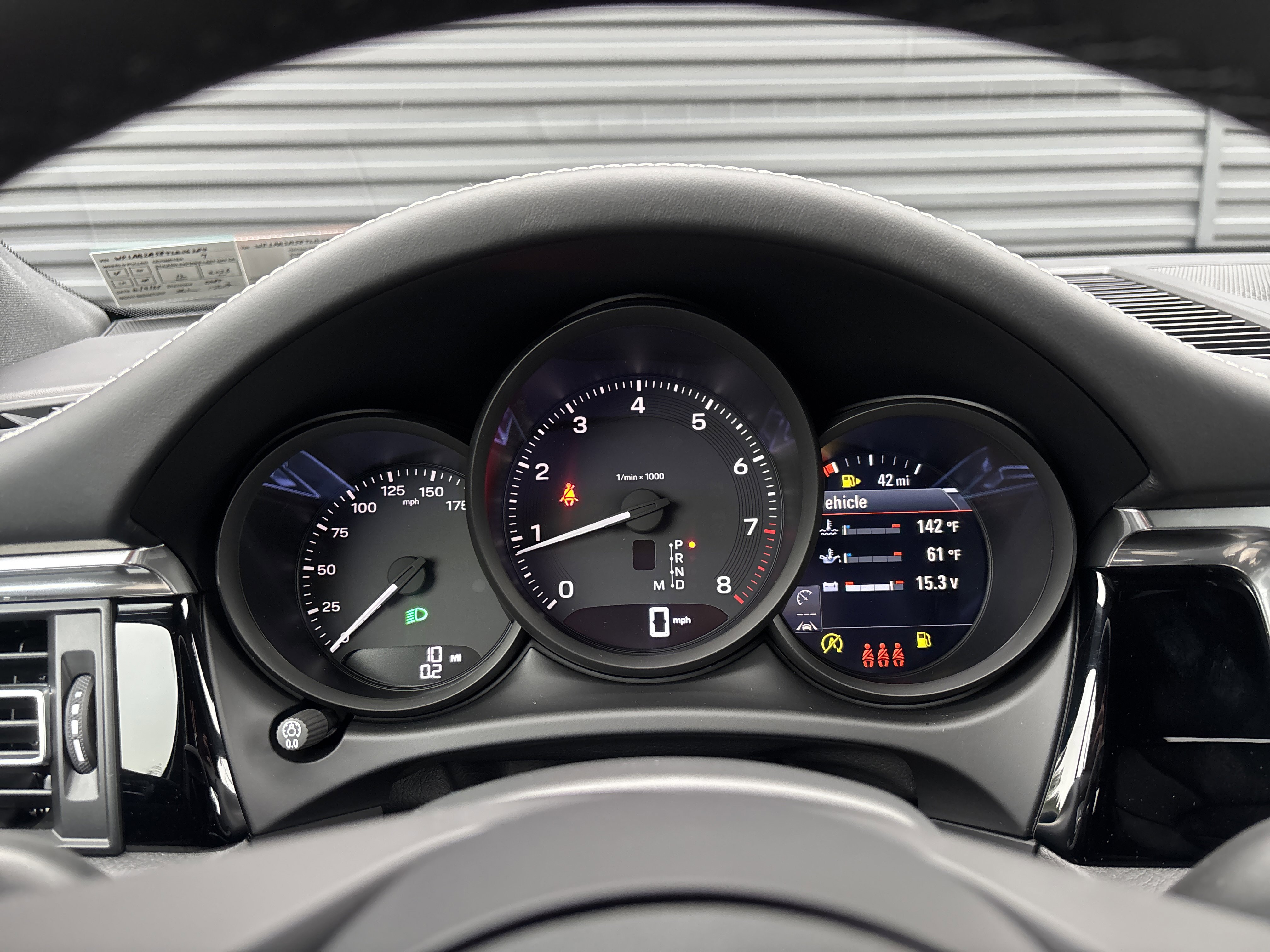 New 2026 Porsche Macan image 18