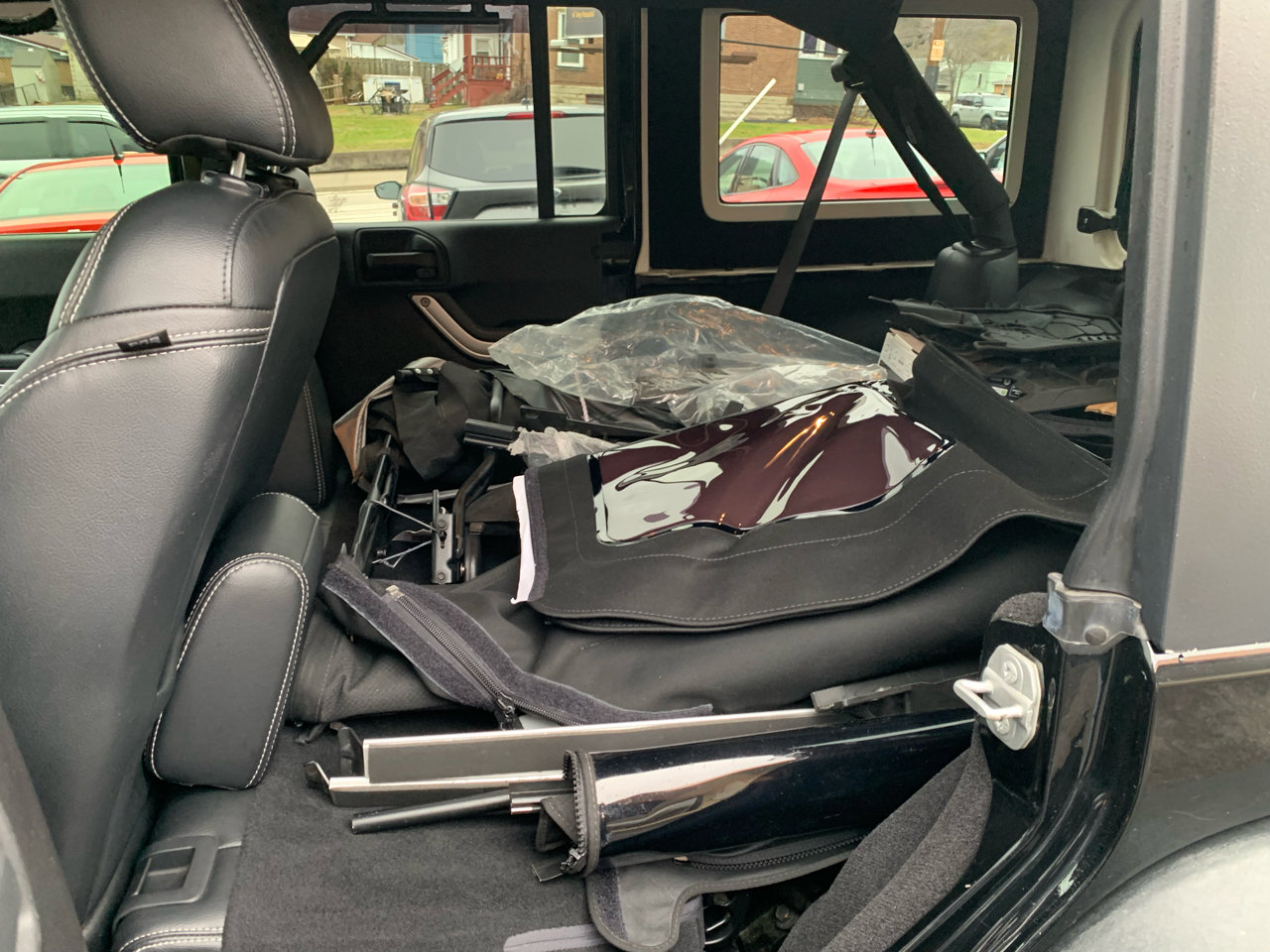 Used 2015 Jeep Wrangler Unlimited Rubicon image 12