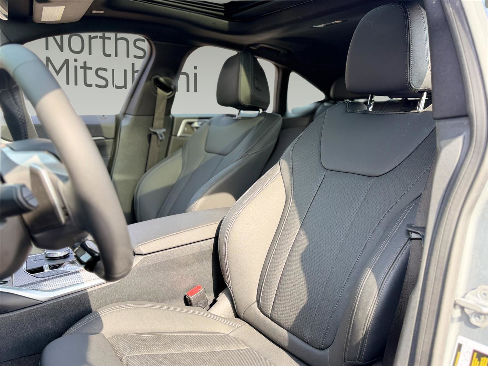 Used 2025 BMW 430i xDrive w/ Premium Package image 10