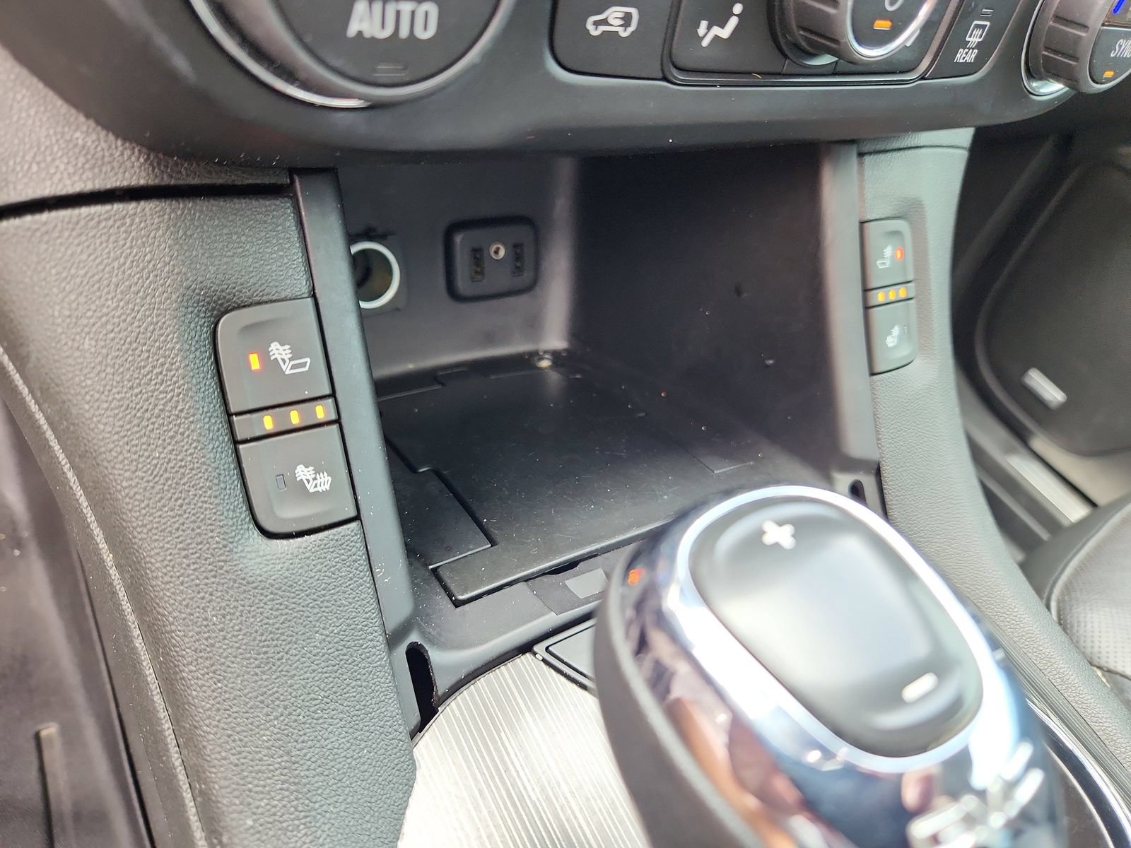Used 2019 GMC Acadia SLT AWD/4WD image 24