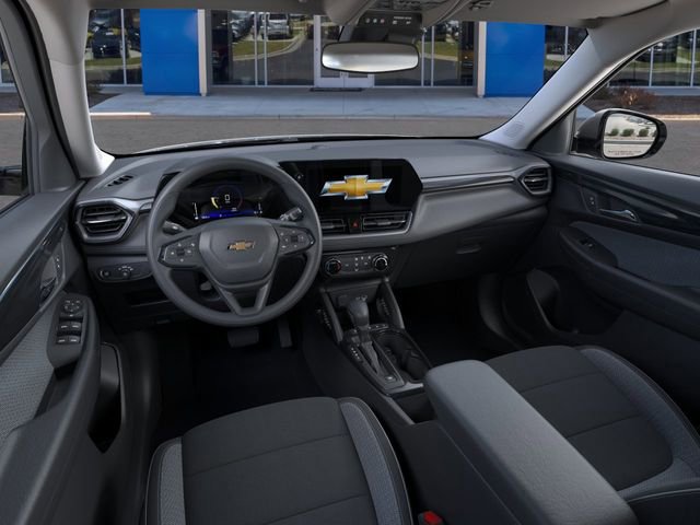 New 2026 Chevrolet TrailBlazer LT w/ Driver Confidence Package FWD image 15