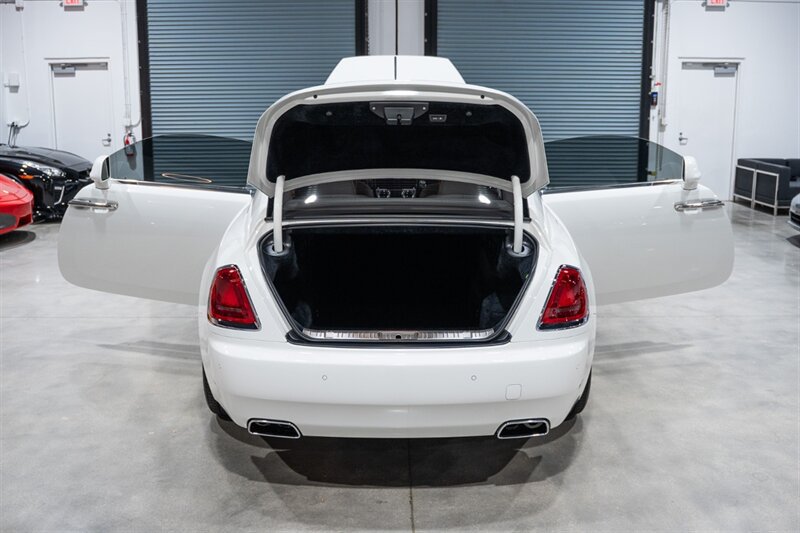 Used 2016 Rolls-Royce Wraith RWD image 41