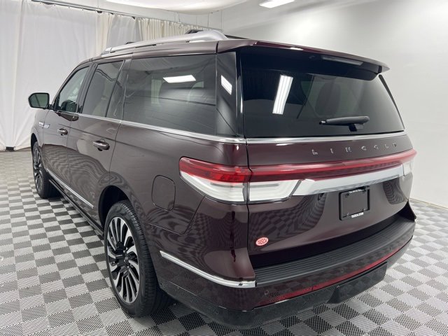 Certified 2024 Lincoln Navigator Black Label image 6