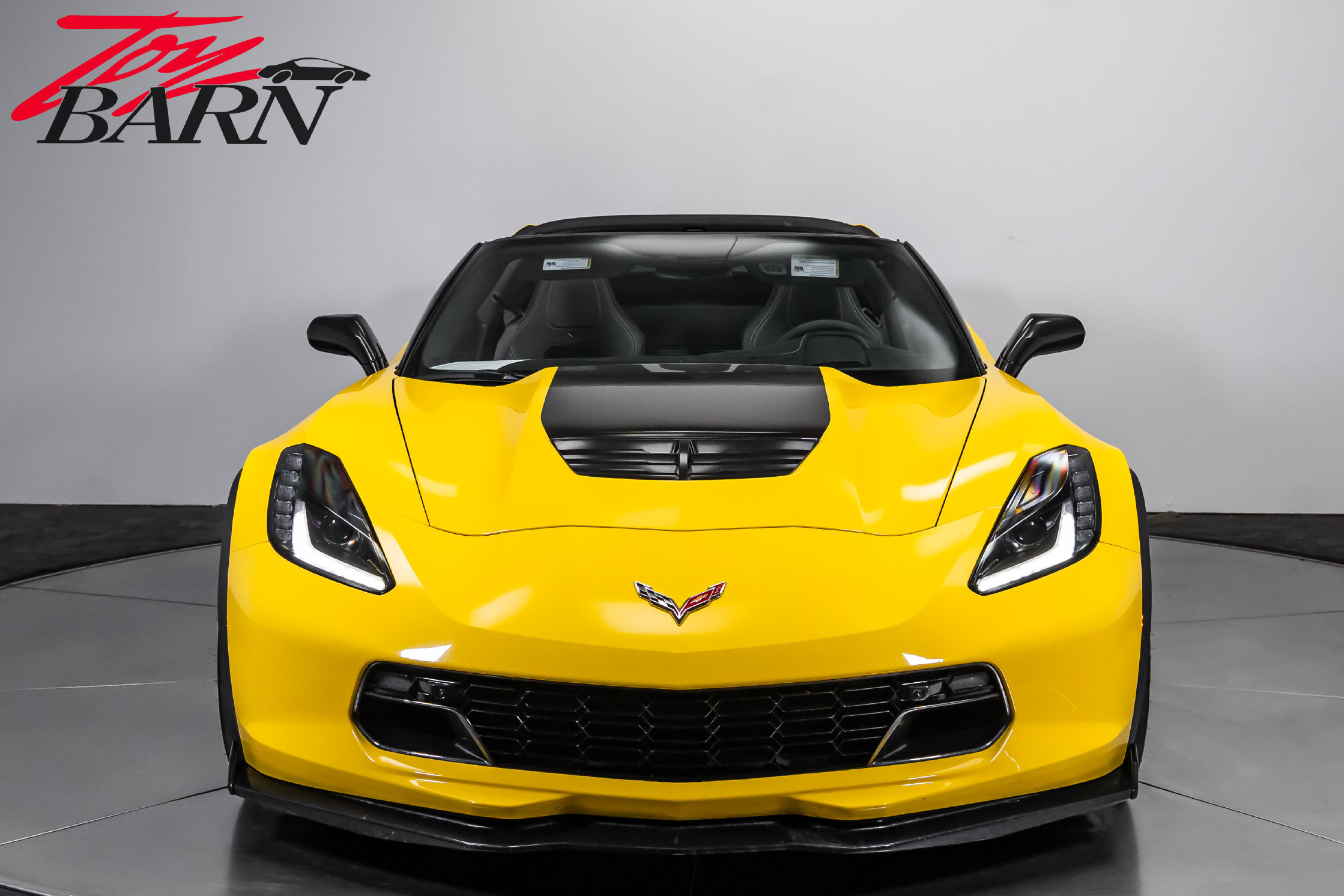 Used 2016 Chevrolet Corvette Z06 w/ 3LZ Preferred Equipment Group RWD image 8